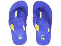 United Colors of Benetton Boys 17p8cffpb975i Flip-Flops Rs. 146