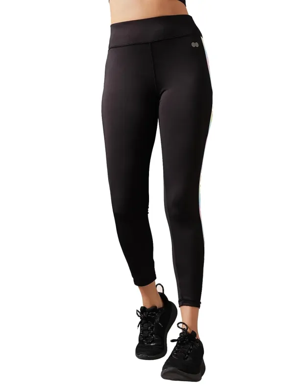 Clovia Women Gym Tights– Ankle-Length Rs. 285
