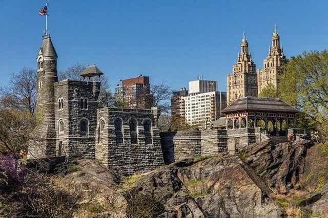 World's 13 Most Beautiful Castles In The USA