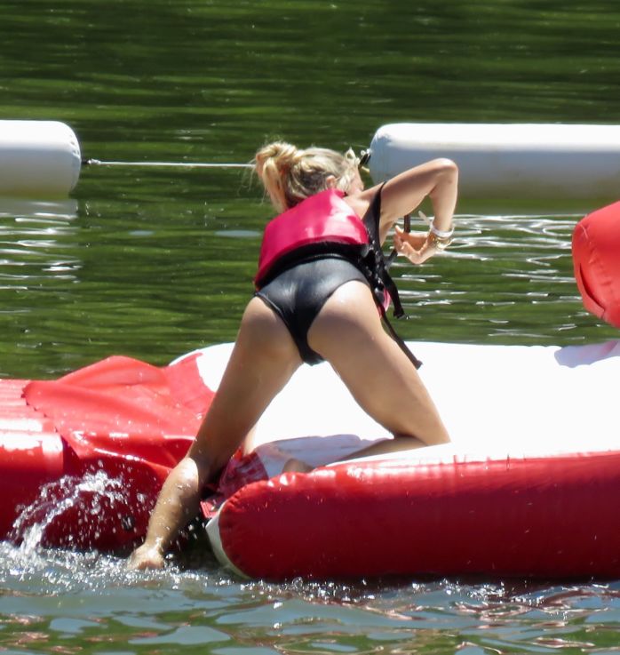 Elsa Pataky In A Black Swimsuit At The Senpere Lake In France