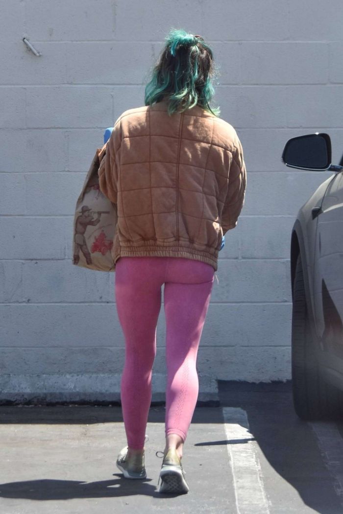 Hilary Duff Candids In Leggings And Low-Cut Top At Trader Joe's In Studio City